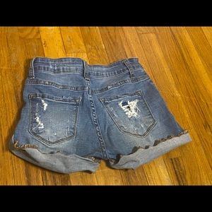 Ripped jeans shorts size m rue21
